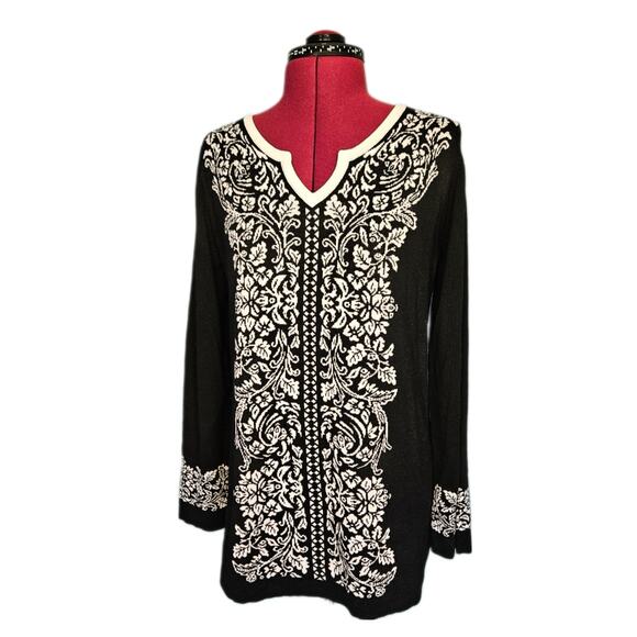 Susan Graver Black & White Floral Scroll Lightweight Long Line Sweater sz S - Picture 2 of 7